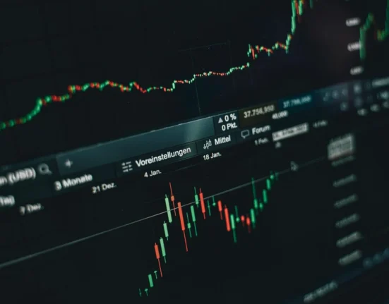 BTC Bounce Runs Out of Fuel and a Clean Short Emerges — Analysis